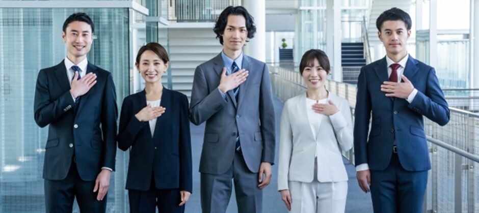 自信に満ち溢れたビジネスマン